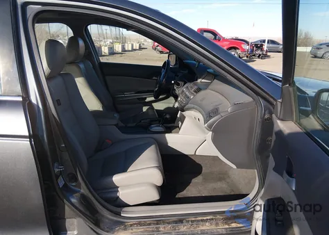 2010 Honda Accord 2.4 Ex-L from USA, damaged, VIN 1HGCP2F85AA050956